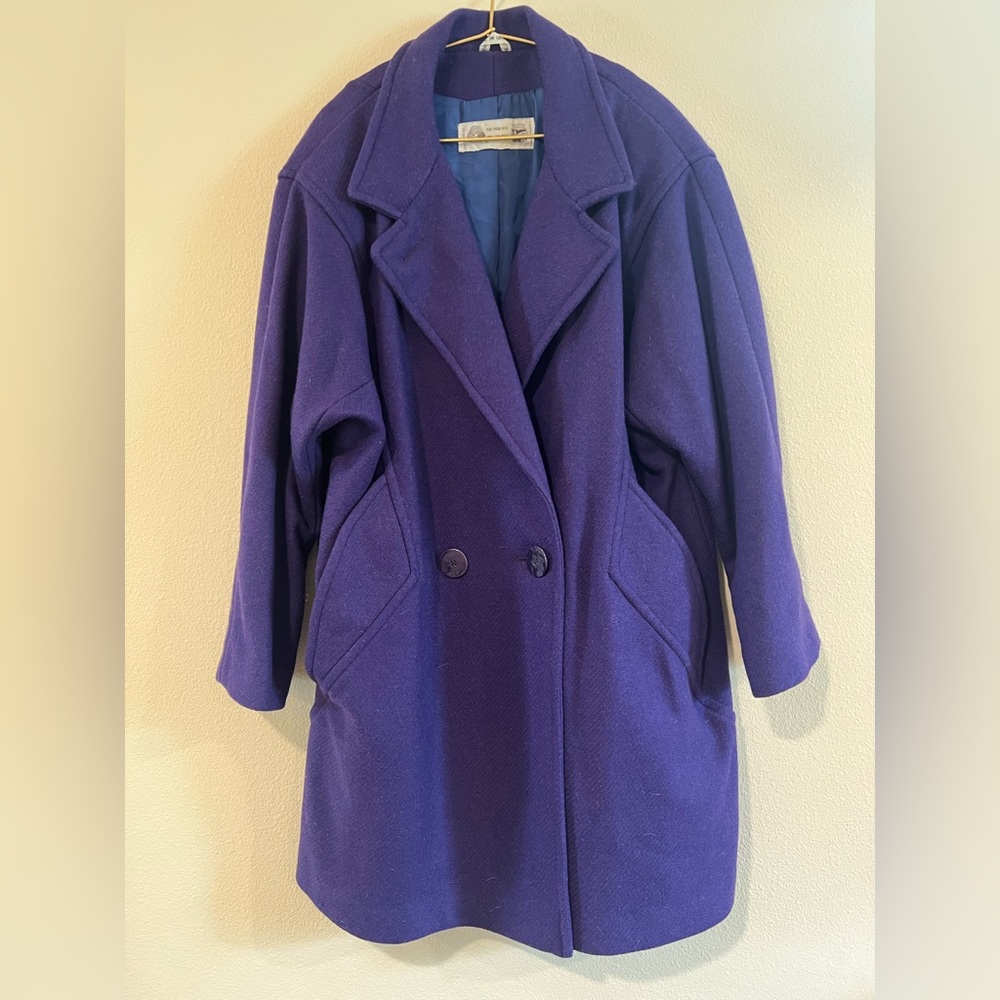 Vintage royal purple 100% wool ovoid coat